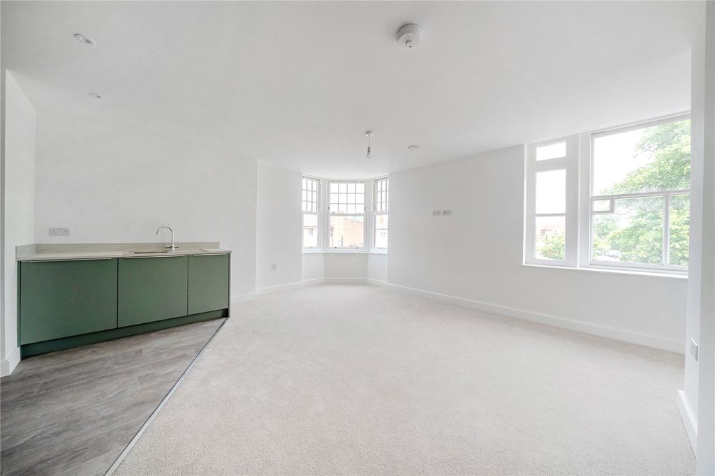 Property photo 2 of 7 Picture No. 04