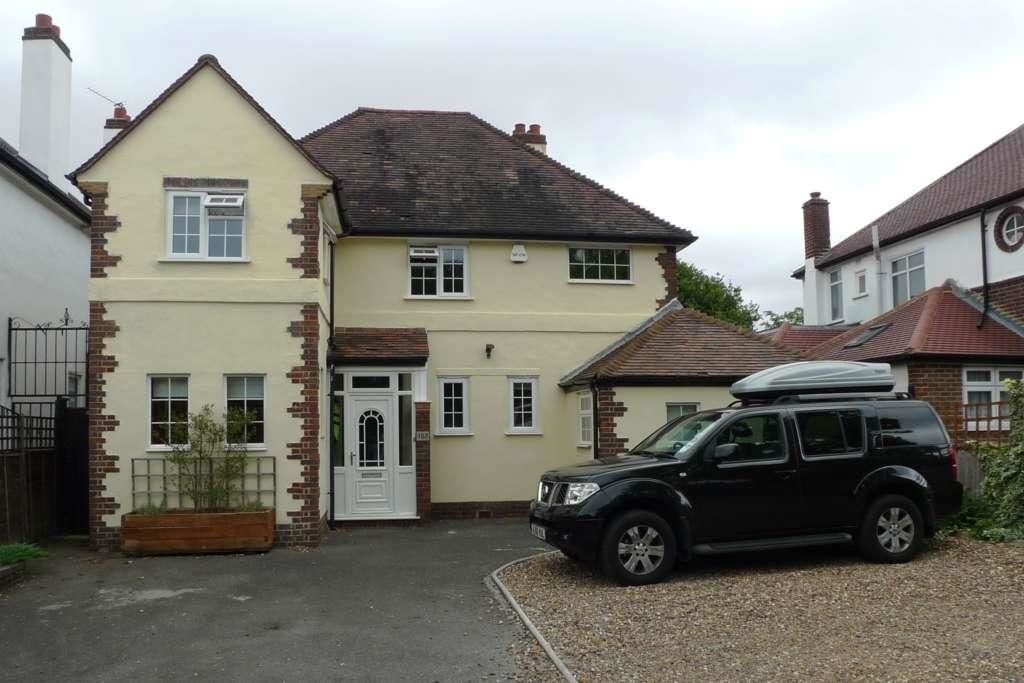 Property photo 1 of 1 Front