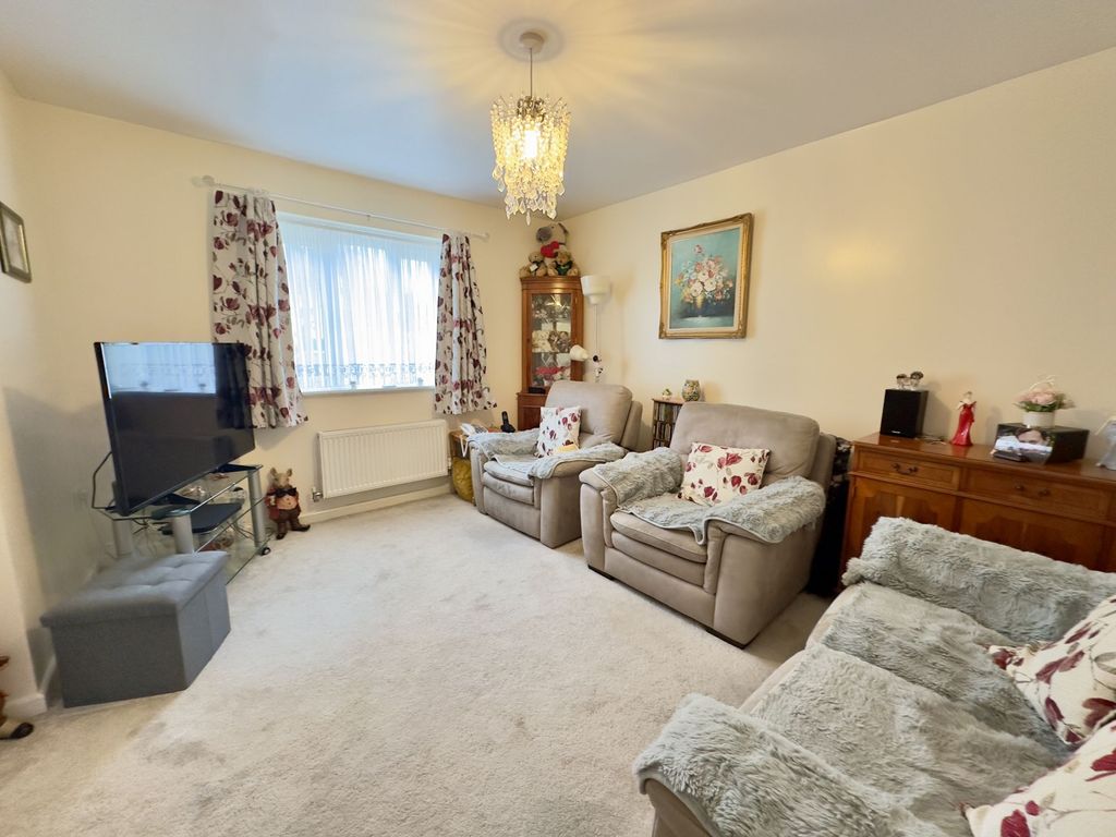 Property photo 2 of 14 Photo 2