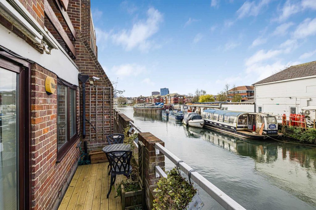 Property photo 2 of 27 Balcony View