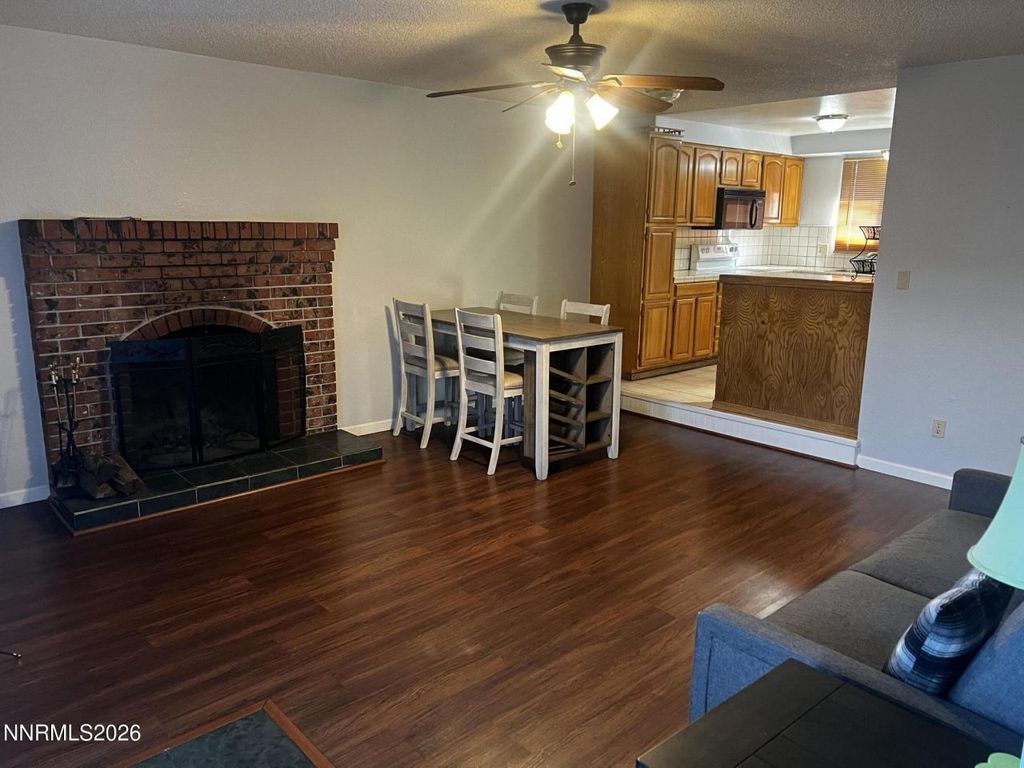 Property photo 2 of 17 <Alttext/>