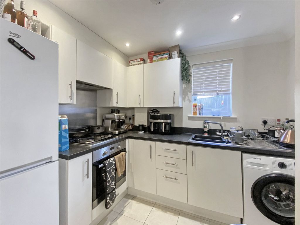 Property photo 2 of 8 Picture No. 08