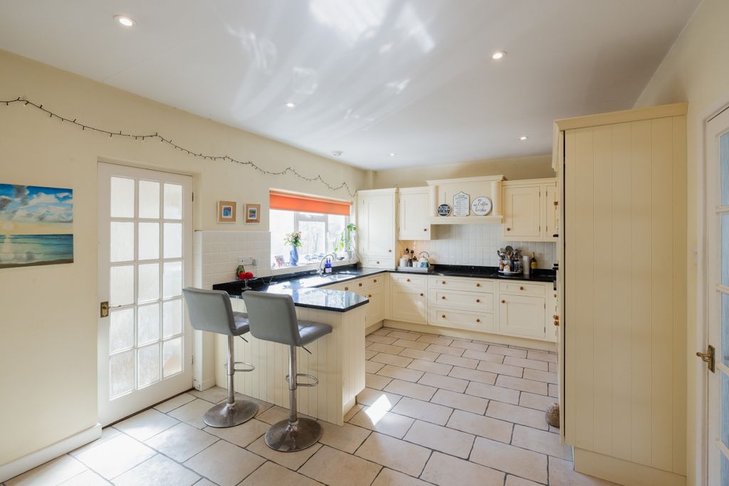 Additional image 14 of 3 bed bungalow for saleBelle Hougue Avenue, Grouville, Jersey JE3