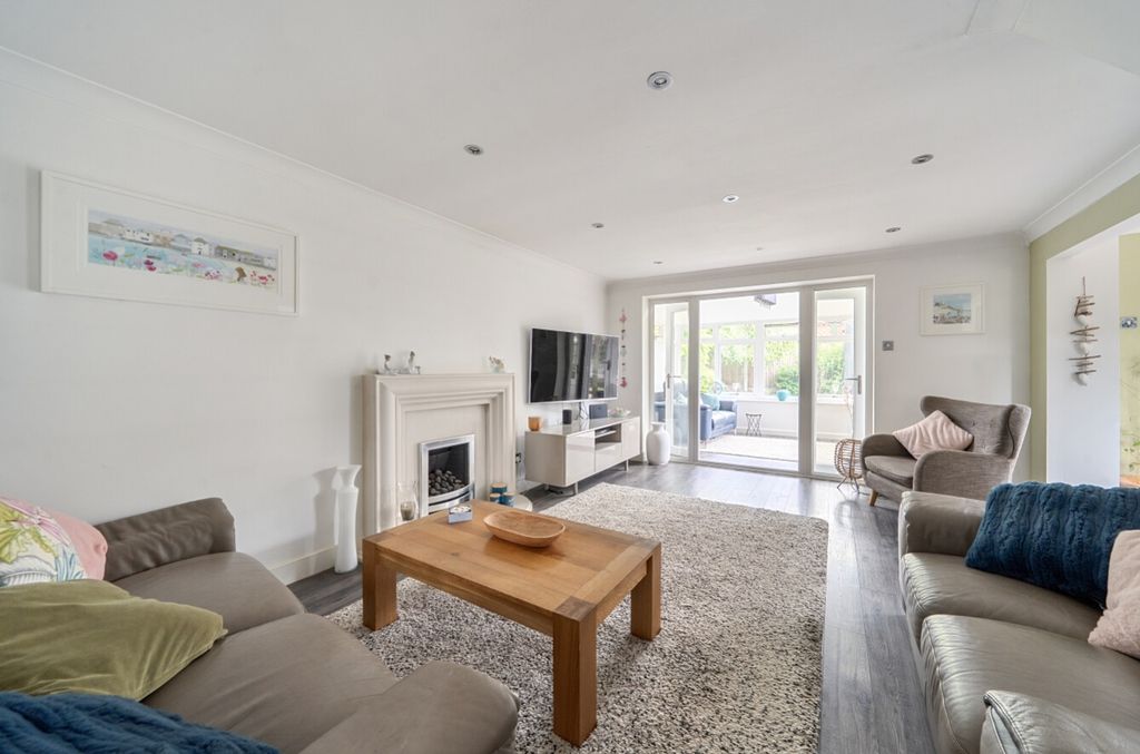 Property photo 3 of 23 1457830 (7)