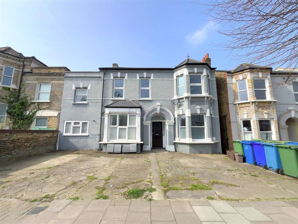 Property photo 1 of 10 Front Exterior