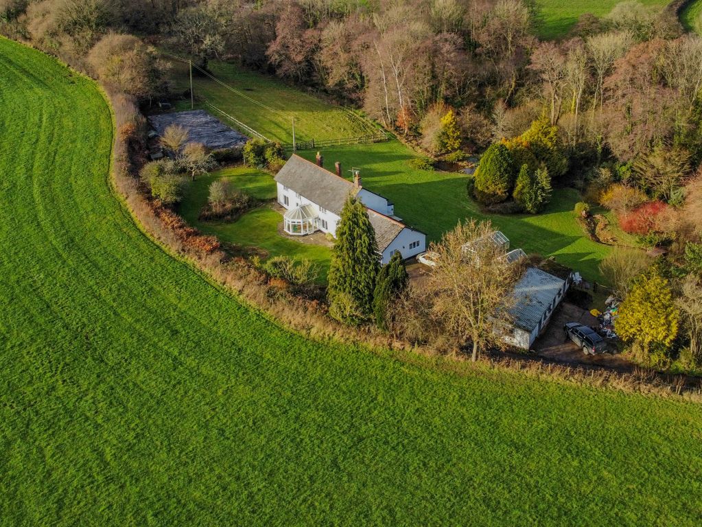 Property photo 2 of 42