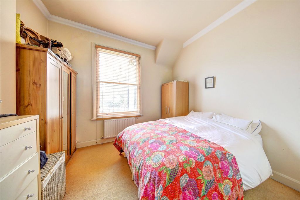 Property photo 3 of 6 Picture No. 01