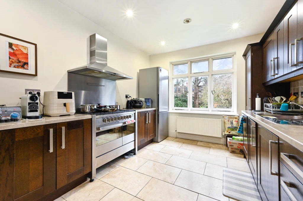 Property photo 2 of 11 Picture No. 02