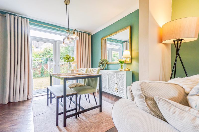 Property photo 3 of 27 Photo 32