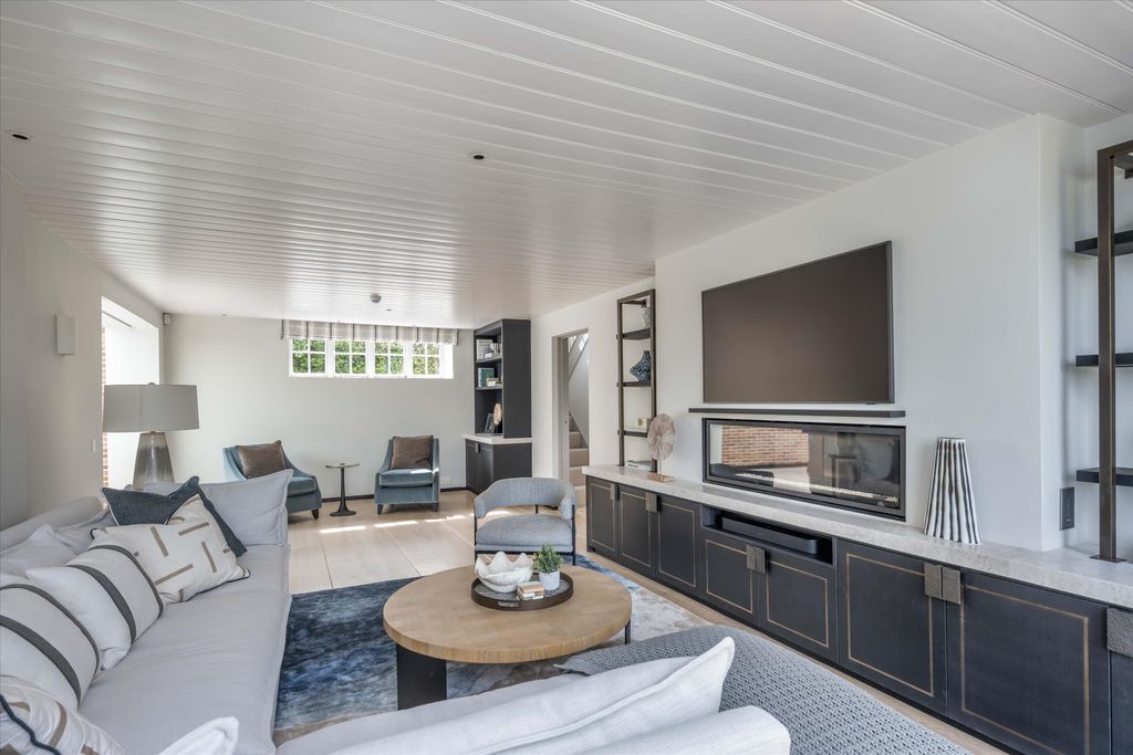 Additional image 9 of 7 bed detached house for saleShore Road, Bosham, Chichester, West Sussex PO18.