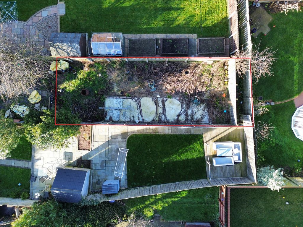 Property photo 2 of 7 Photo 4