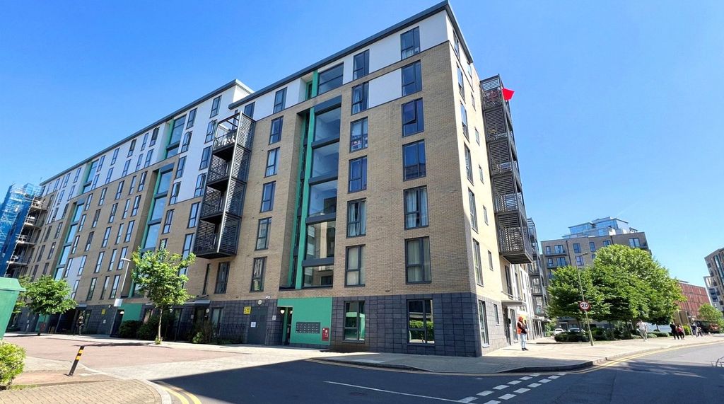 Property photo 2 of 8 Picture No. 01