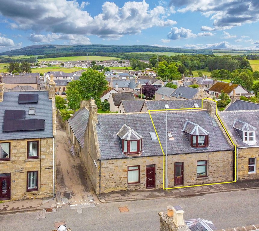 Property photo 3 of 31