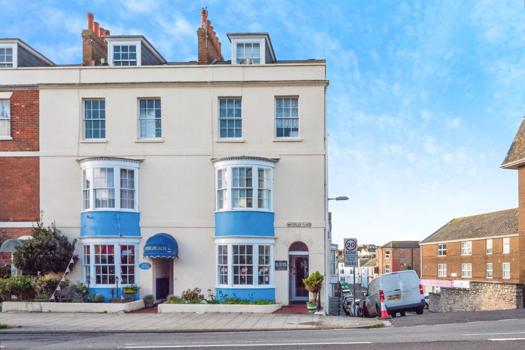 Property photo 1 of 34