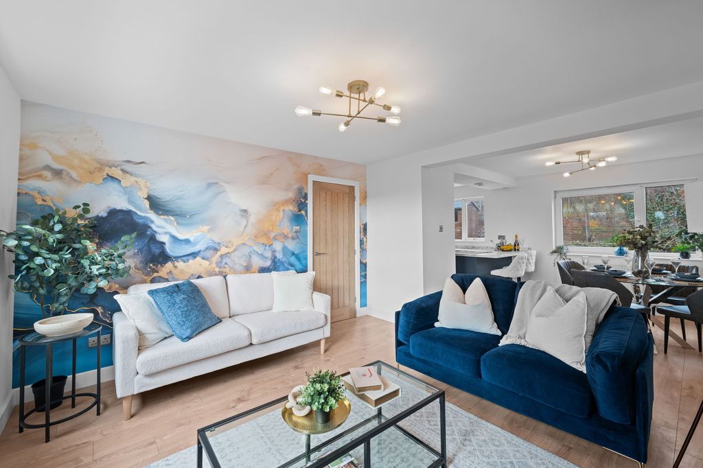 Property photo 2 of 22