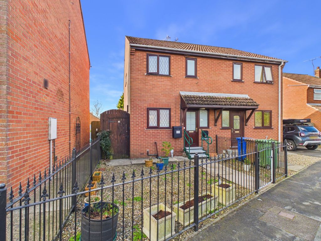 Property photo 1 of 19 4954542