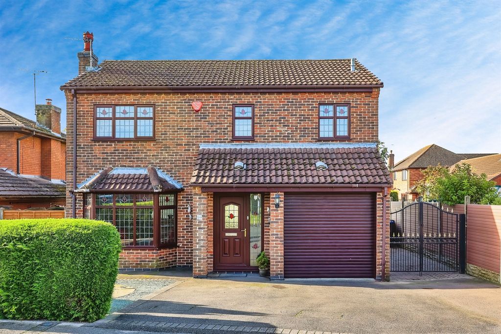 Property photo 1 of 16