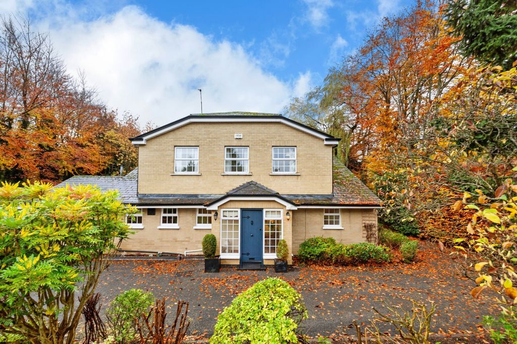 Property photo 1 of 27 Picture No. 34