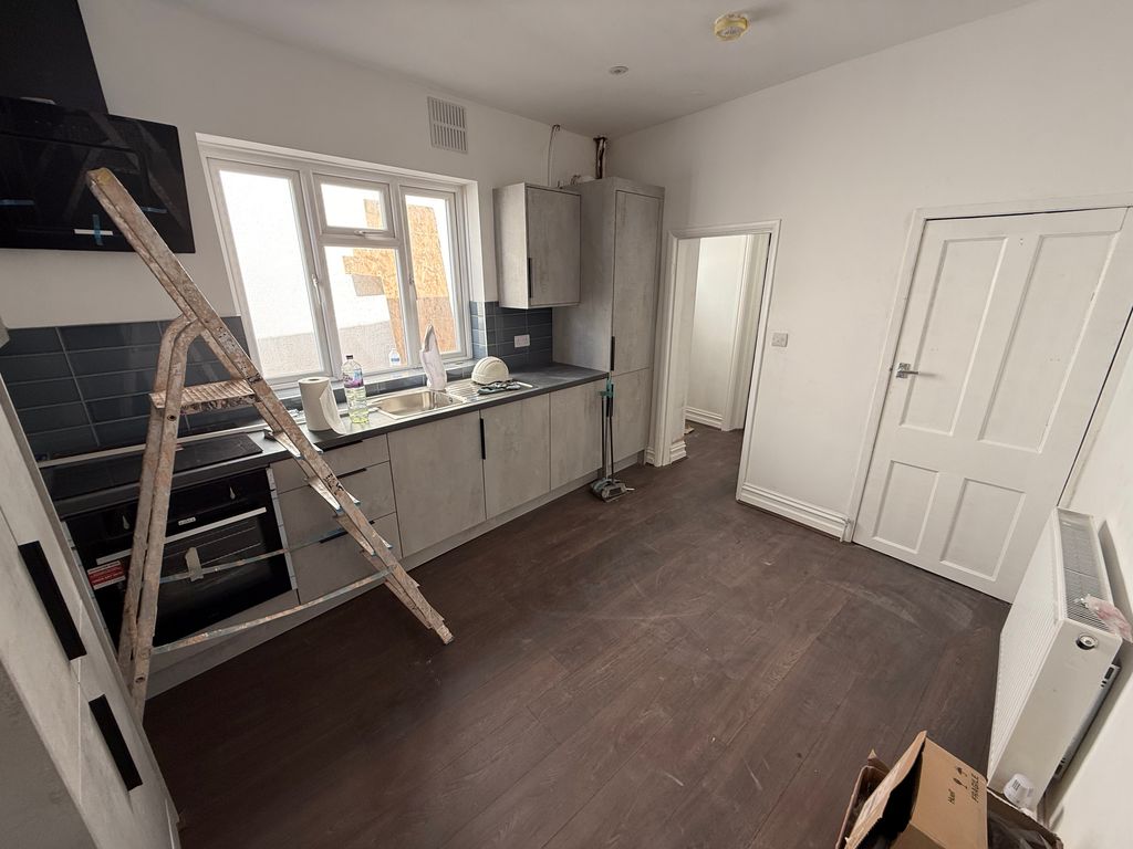 Property photo 3 of 3
