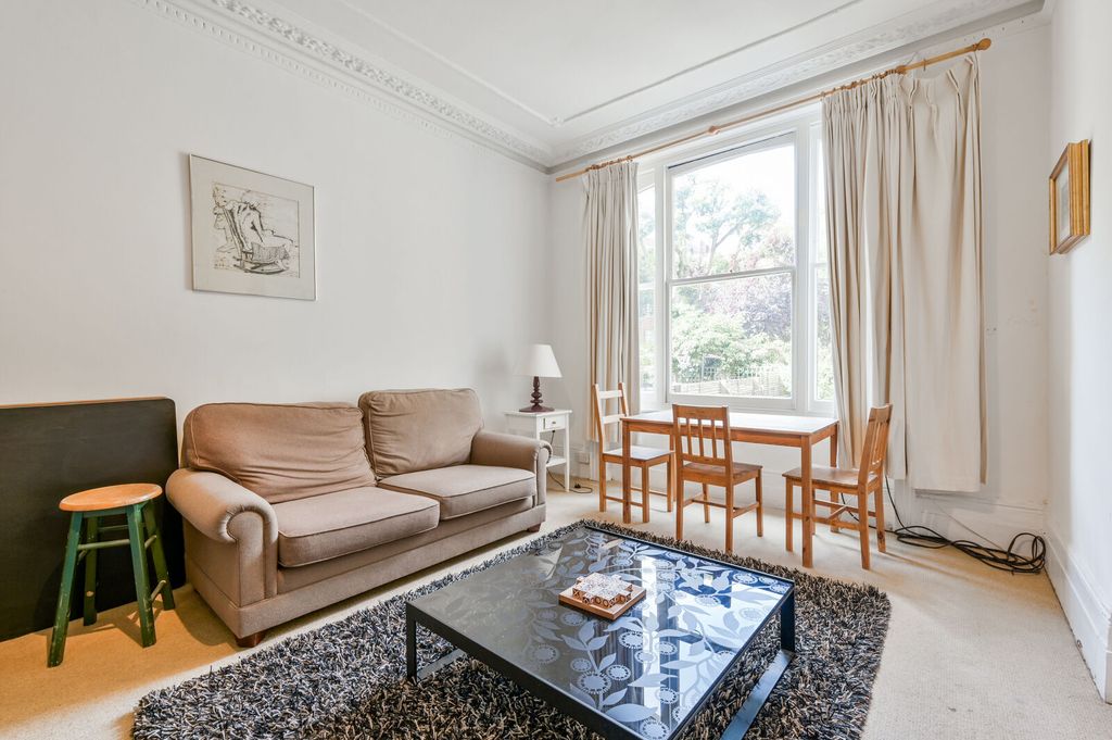 Property photo 2 of 9