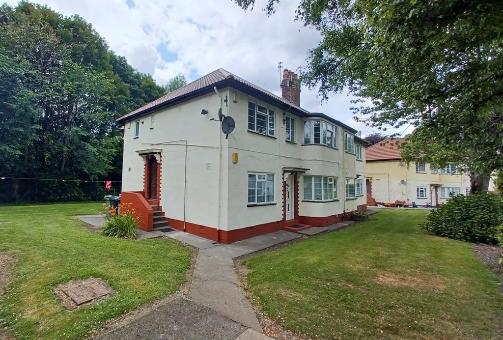 Property photo 1 of 11 Picture No. 24