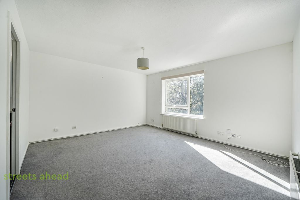 Property photo 1 of 12 ba72605d-5Bc2-414...