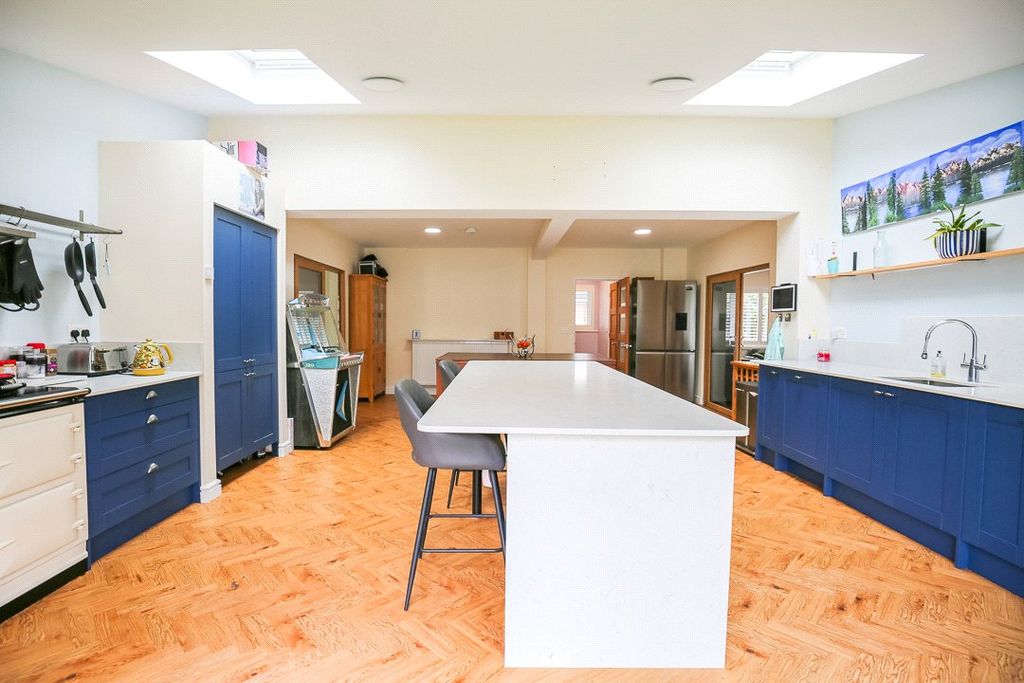 Property photo 3 of 21 Picture No. 15