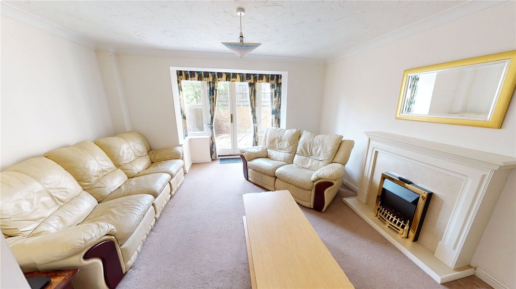 Property photo 1 of 9 Picture No. 15