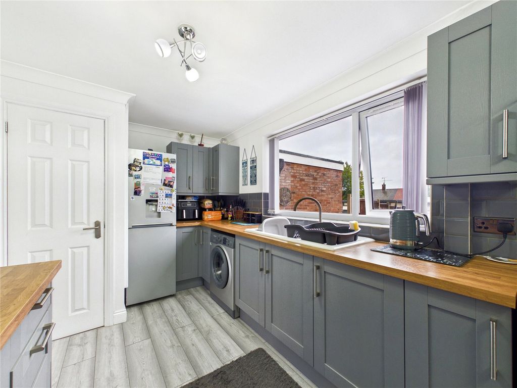 Property photo 3 of 10 Picture No. 03