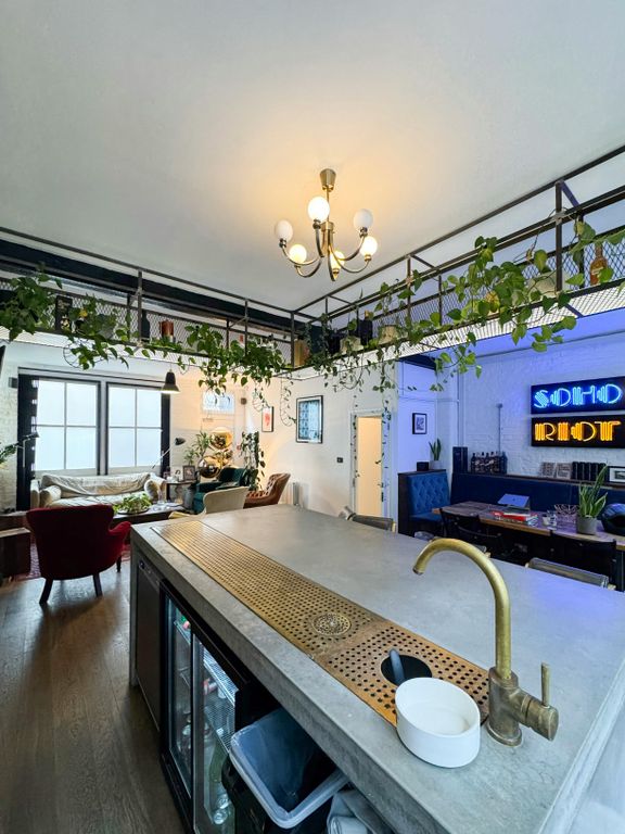 Property photo 3 of 8 Image (43).Jpg