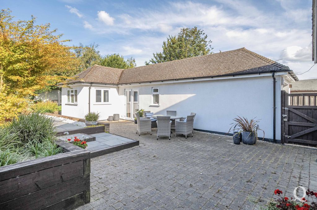 Property photo 3 of 30 974417E1-3c0d-488...