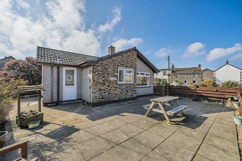 Property photo 1 of 21
