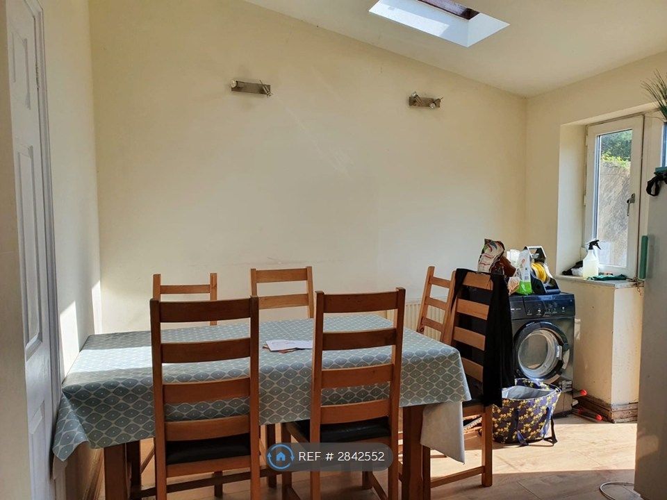 Property photo 2 of 8 Dining Room