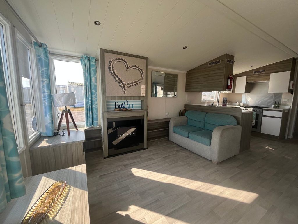 Property photo 1 of 6 Car0063689 - Static Caravan