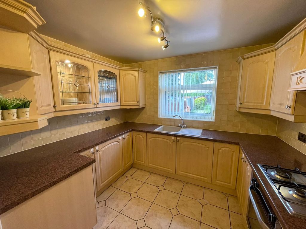 Property photo 2 of 14 View