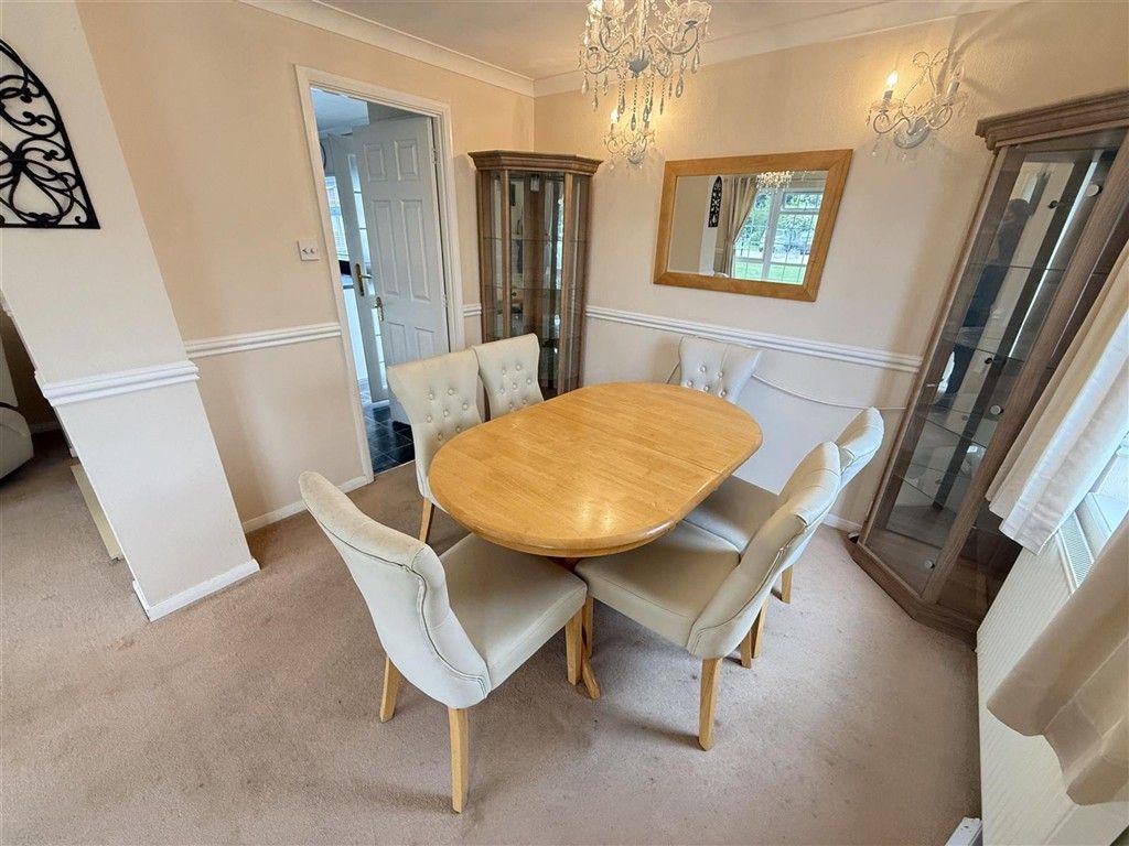 Property photo 1 of 12 Dining Room