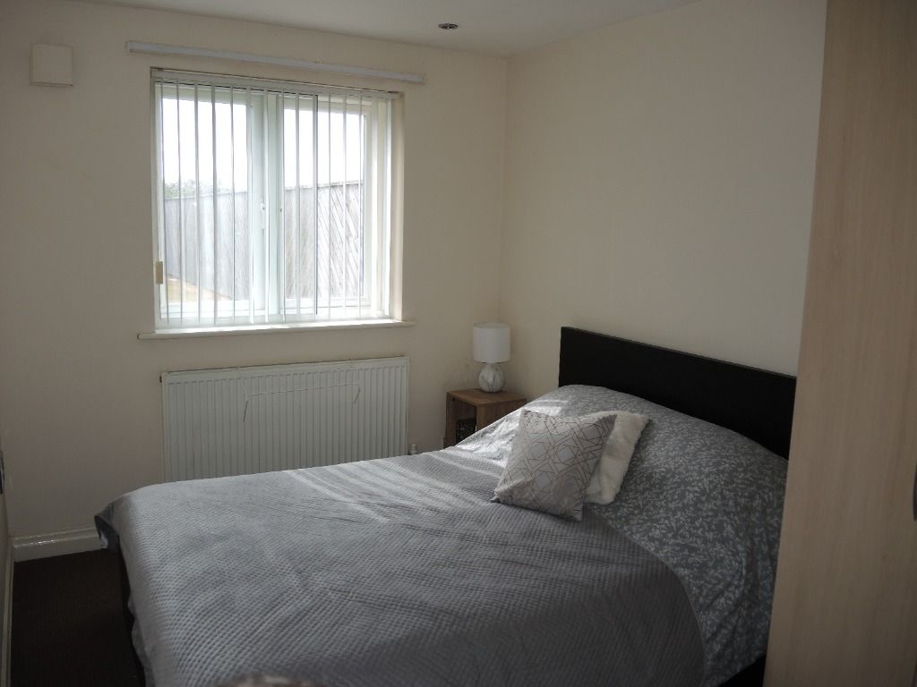 Property photo 3 of 5