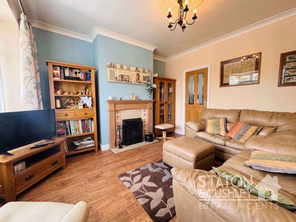 Property photo 2 of 25