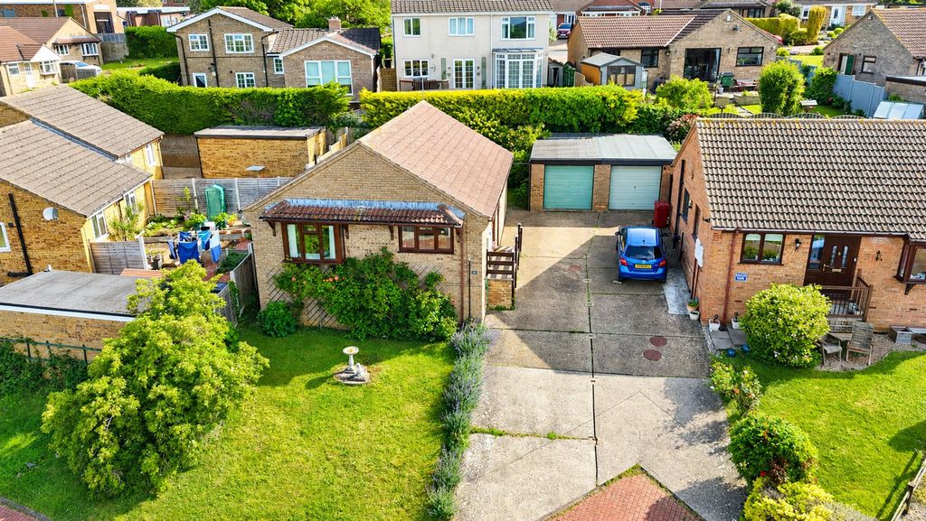 Property photo 1 of 8