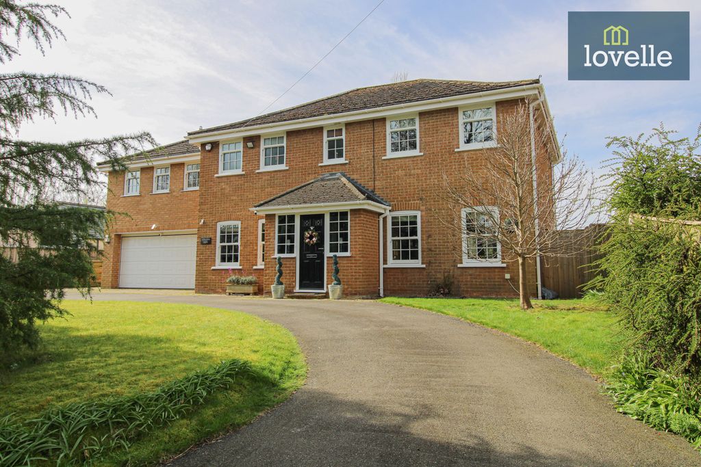 Property photo 1 of 37