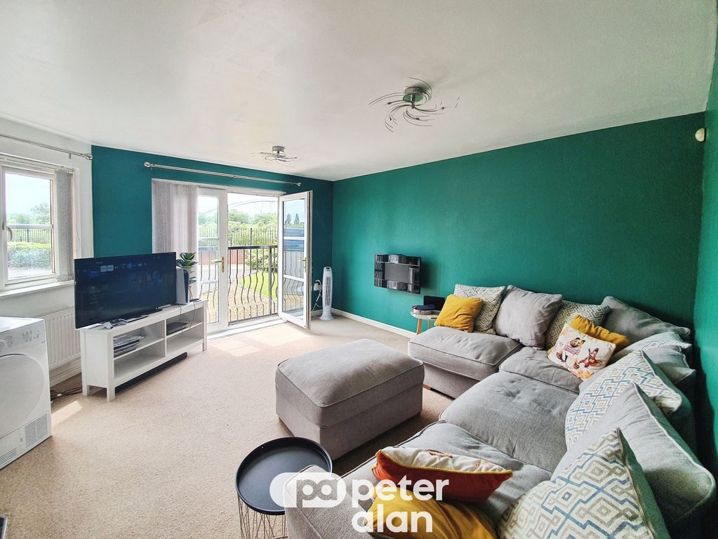 Property photo 2 of 9 Image