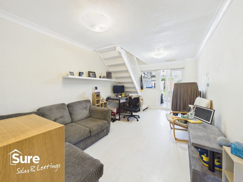 Property photo 3 of 30 4976016