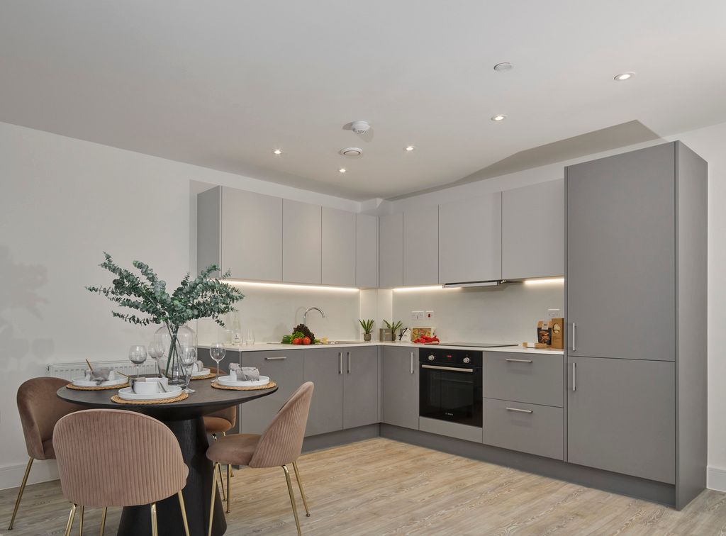 Property photo 3 of 7 242080-21