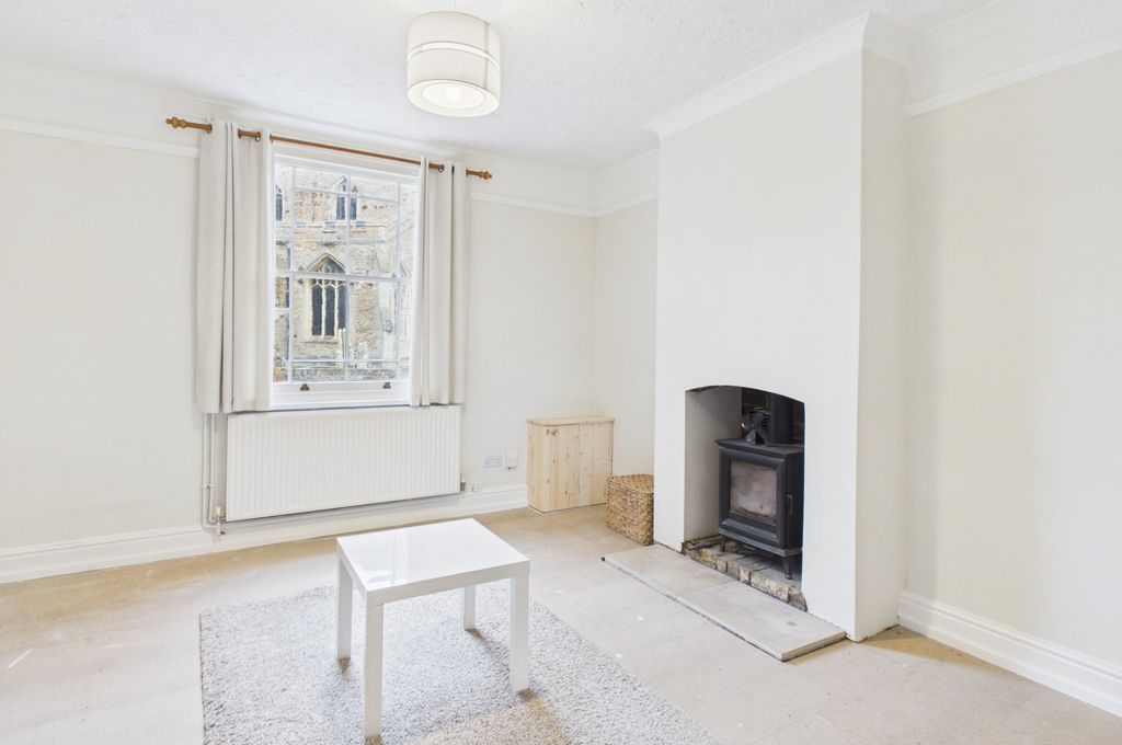 Property photo 2 of 17 Cam02519G0-Pr0391-Still004