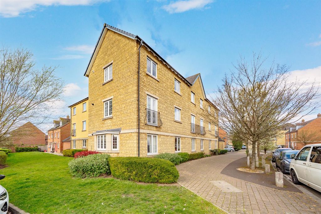 Property photo 1 of 12 Front Elevation