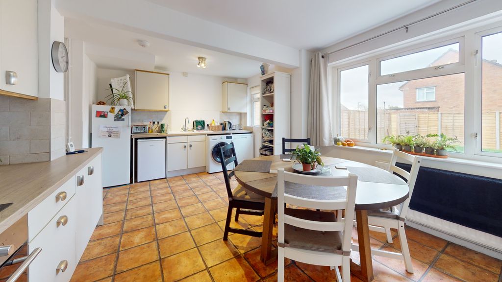 Property photo 2 of 15 Dining-Room (6)