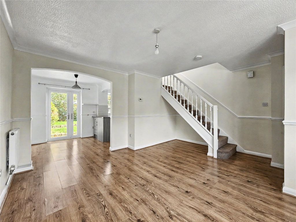 Property photo 3 of 17 Picture No. 12