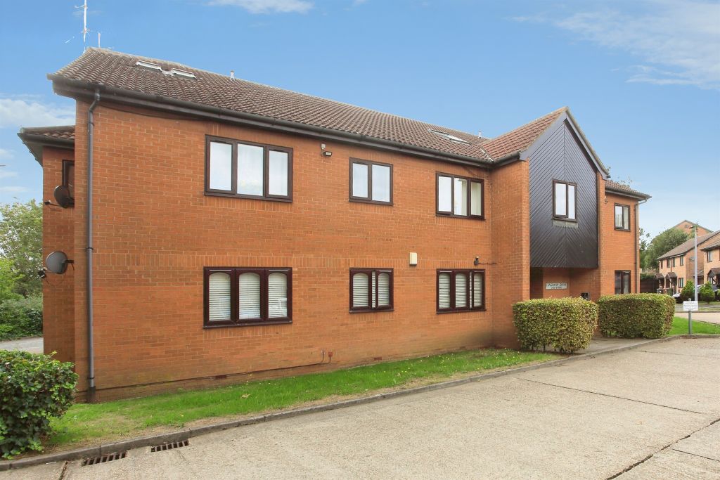 Property photo 1 of 12