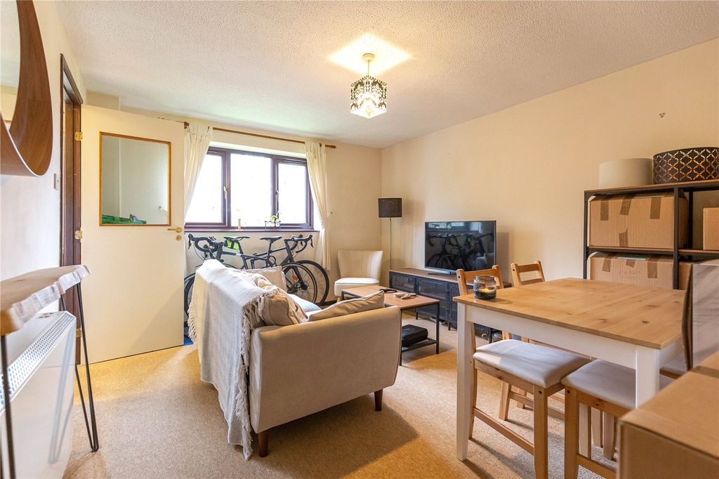 Property photo 3 of 10 Picture No. 23