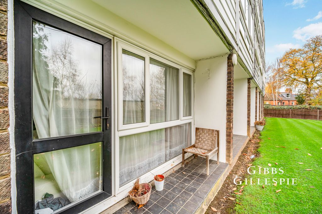 Property photo 3 of 10 Photo